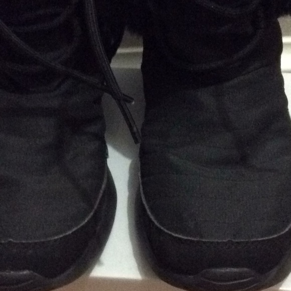 BLK FUR NIKE BOOT - Picture 4 of 6